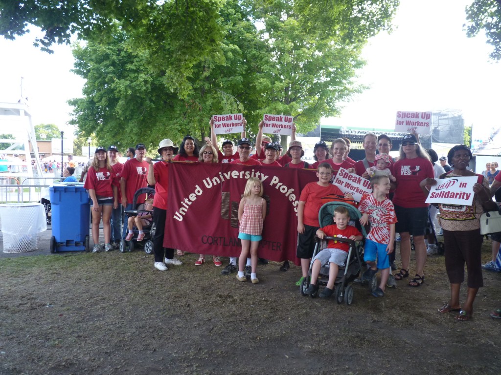 2014StateFairParade  (21)-CortlandgroupPlus-best (3)